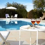 Semesterbostad Trulli In Itria Valley With Infinity Pool *