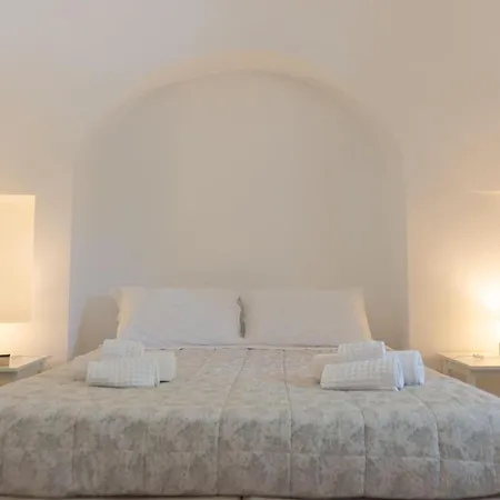 Trulli In Itria Valley With Infinity Pool