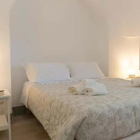 Historic Trulli Azzalema In * Cisternino