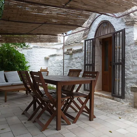 Historic Trulli Azzalema In Ferienhaus Cisternino