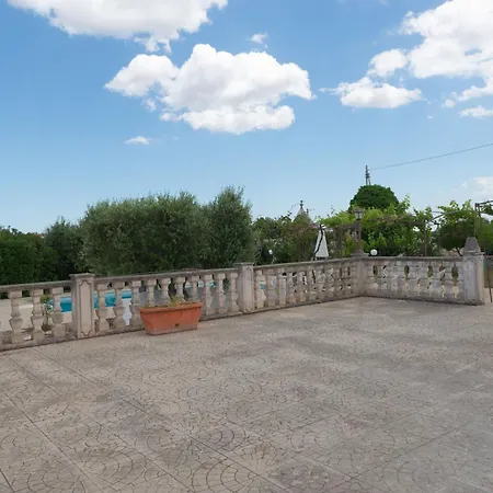 Historic Trulli Azzalema In Cisternino
